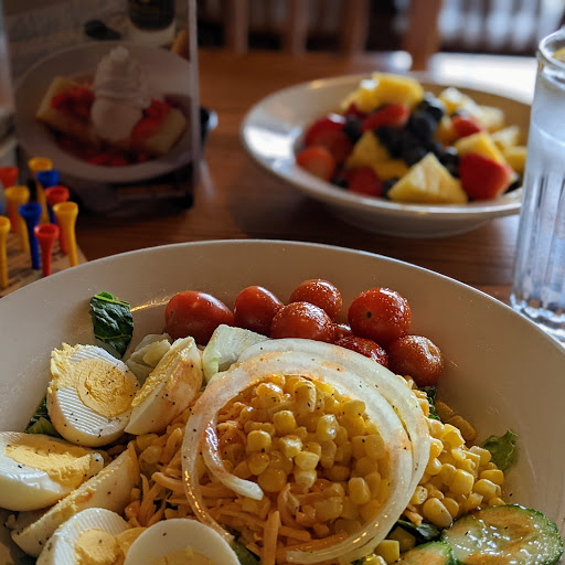 American Restaurant «Cracker Barrel Old Country Store», reviews and photos, 9214 Park W Blvd, Knoxville, TN 37923, USA