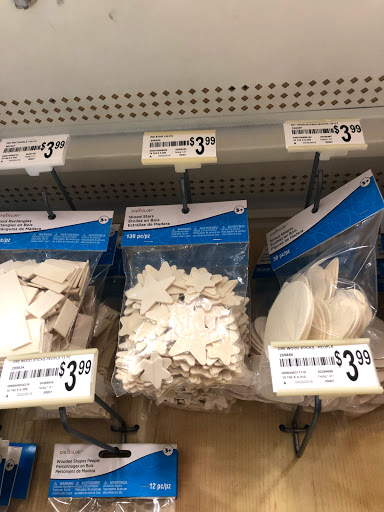 Craft Store «Michaels», reviews and photos, 7055 Central Ave, Skokie, IL 60077, USA