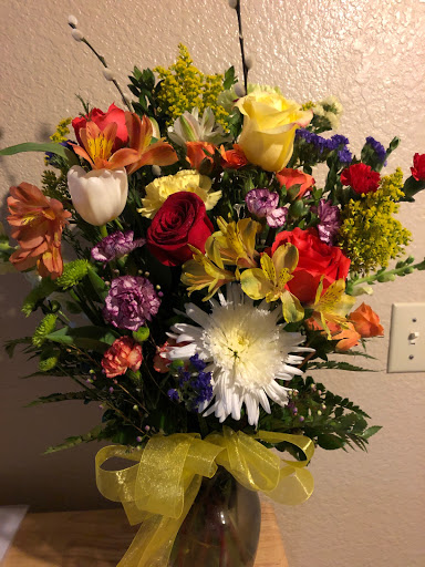 Florist «Joy Flower Shop», reviews and photos, 7630 Fair Oaks Blvd, Carmichael, CA 95608, USA