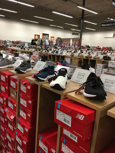 Shoe Store «DSW Designer Shoe Warehouse», reviews and photos, 7616 Farm to Market 1960 Rd W, Houston, TX 77069, USA