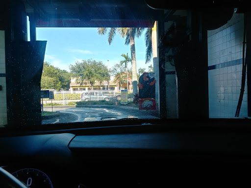 Car Wash «Zips Car Wash», reviews and photos, 17551 NW 27th Ave, Miami Gardens, FL 33056, USA