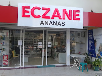 Ananas Eczanesi