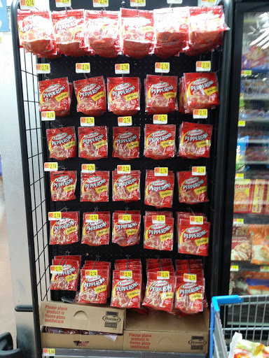 Department Store «Walmart Supercenter», reviews and photos, 1351 Veterans Pkwy, Clarksville, IN 47129, USA