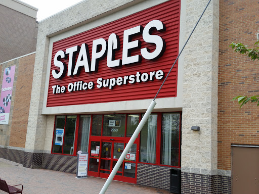 Office Supply Store «Staples», reviews and photos, 2950 Belcrest Center Dr, Hyattsville, MD 20782, USA