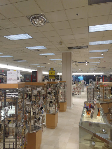 Department Store «Bon-Ton», reviews and photos, 270 Loudon Rd, Concord, NH 03301, USA