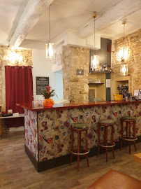 Atmosphère du Restaurant méditerranéen Au Bon Endroit à Nîmes - n°3