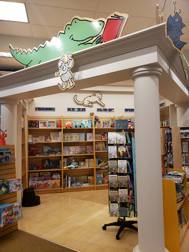 Book Store «Barnes & Noble Booksellers Clackamas Town Ctr Mall», reviews and photos, 12000 SE 82nd Ave, Portland, OR 97086, USA