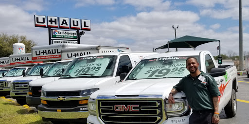Truck Rental Agency «U-Haul Moving & Storage of Carlen», reviews and photos, 2507 Government St, Mobile, AL 36606, USA