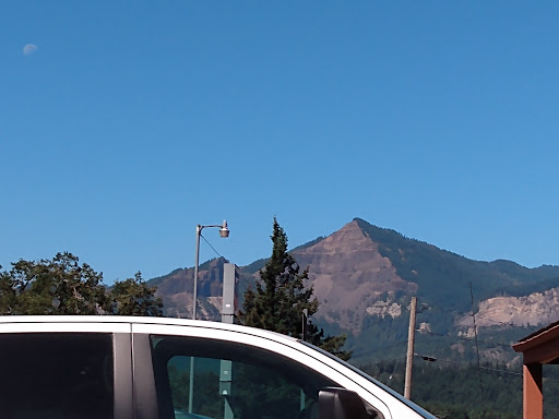 Grocery Store «Columbia Market», reviews and photos, 450 Wa Na Pa St, Cascade Locks, OR 97014, USA