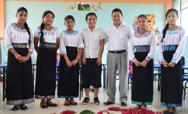 CECIB DE EDUCACIÓN BÁSICA “CIUDAD DE AMBATO” - Escuela