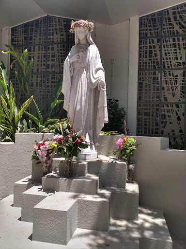 Emanate Health Queen of the Valley Hospital image