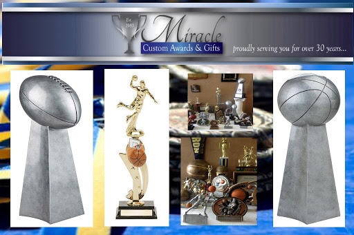 Engraver «Miracle Custom Awards & Gifts», reviews and photos, 565 Wolf Ledges Pkwy, Akron, OH 44311, USA