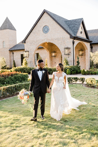 Bridal Shop «Winnie Couture», reviews and photos, 5152 Buffalo Speedway, Houston, TX 77005, USA