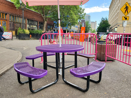 Donut Shop «Voodoo Doughnut», reviews and photos, 22 SW 3rd Ave, Portland, OR 97204, USA