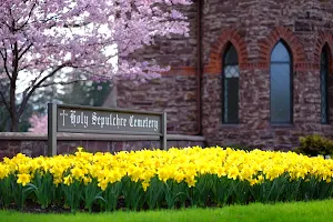 Holy Sepulchre Cemetery image