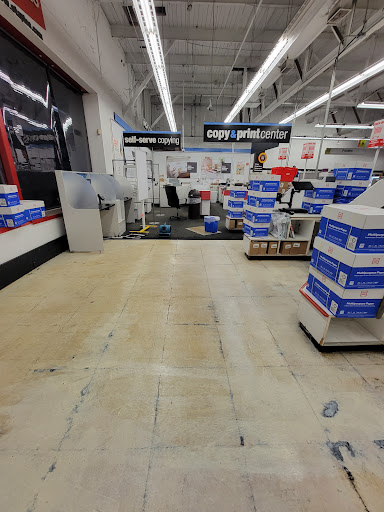 Office Supply Store «Staples», reviews and photos, 17410 Mack Ave, Grosse Pointe, MI 48230, USA