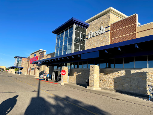 Grocery Store «Meijer», reviews and photos, 171 W Town Square Way, Oak Creek, WI 53154, USA