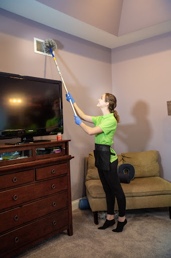 House Cleaning Service «Helping Hands Cleaning Services», reviews and photos, 381 N York St #12, Elmhurst, IL 60126, USA