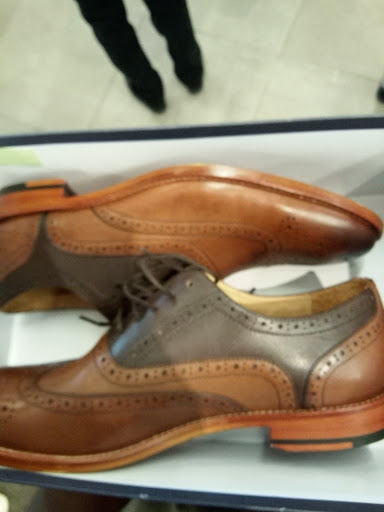 Shoe Store «DSW Designer Shoe Warehouse», reviews and photos, 3091 Main St, Mohegan Lake, NY 10547, USA