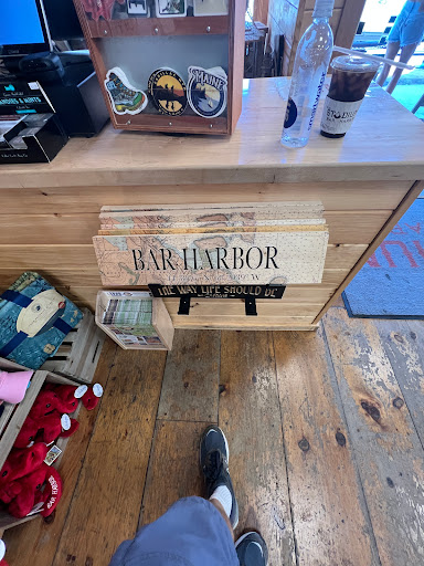 Cafe «Coffee Hound Coffee Bar», reviews and photos, 27 Main St B, Bar Harbor, ME 04609, USA