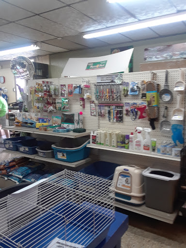 Pet Store «Southside Pet Shop», reviews and photos, 7031 Southside Dr, Louisville, KY 40214, USA