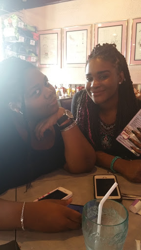 American Restaurant «The Purple Cow Restaurant», reviews and photos, 8026 Cantrell Rd, Little Rock, AR 72227, USA