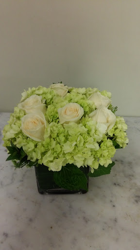 Florist «Le Florist of Larkspur - Royal Fleur», reviews and photos, 282 Magnolia Ave, Larkspur, CA 94939, USA