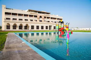 Continent Hotel Al Uqayr image