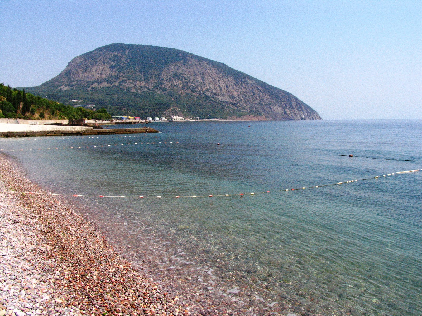 Photo of Gurzuf beach with turquoise pure water surface