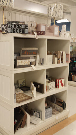 Department Store «Marshalls», reviews and photos, 3635 Riverside Plaza Dr, Riverside, CA 92506, USA