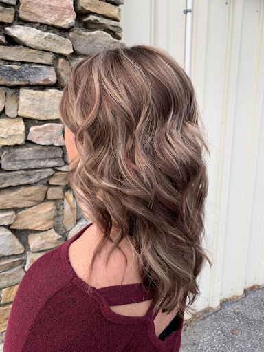 Hair Salon «5th Avenue Hair Salon», reviews and photos, 1032-C Greenville Hwy, Hendersonville, NC 28792, USA