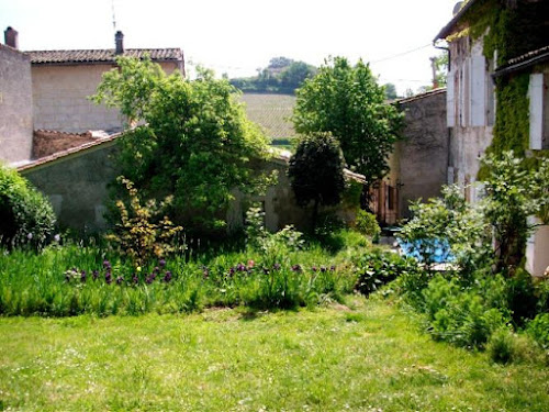 Lodge Gîte de France l'Abbé Rambaud Saint-Michel-de-Fronsac