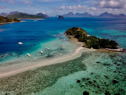 Snake Island Beach'in fotoğrafı doğal alan içinde bulunmaktadır