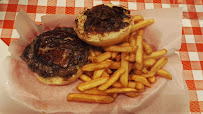 Plats et boissons du Restaurant de hamburgers Burger Delight à Paris - n°14