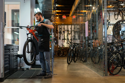 Bicycle Store «Schlegel Bicycles - Pro and Multi-Sport Shop», reviews and photos, 900 N Broadway Ave, Oklahoma City, OK 73102, USA