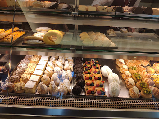 Italian pastry shops in Venice