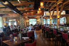 Lazy Dog Restaurant & Bar