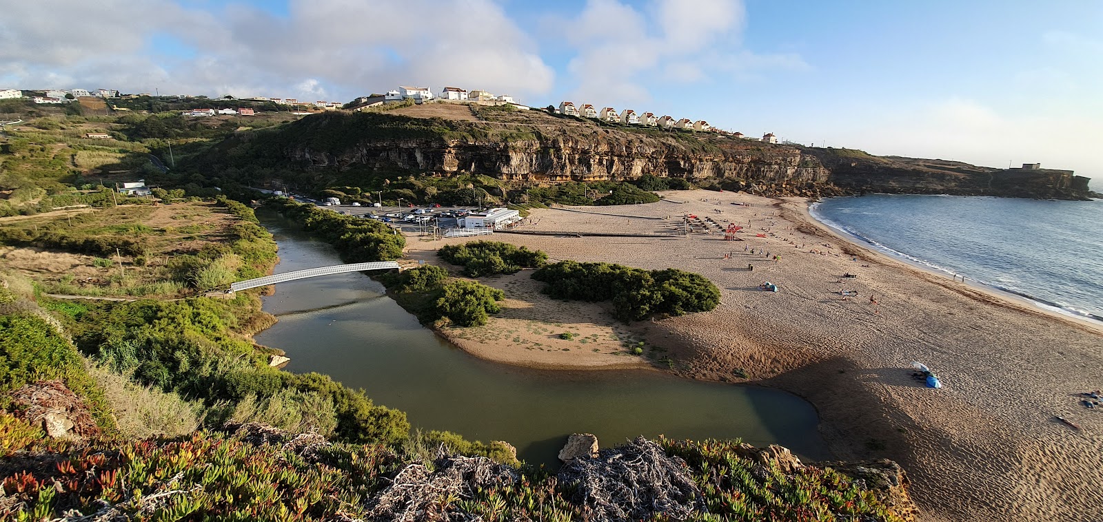 Φωτογραφία του Praia de Sao Lourenco με επίπεδο καθαριότητας πολύ καθαρό