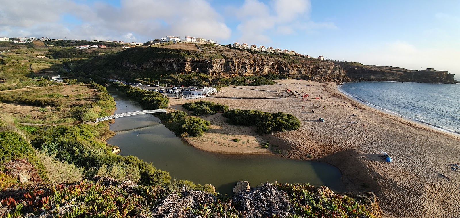 Foto di Praia de Sao Lourenco area servizi