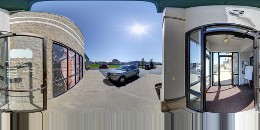 Hair Salon «Guys & Gals Quarters Salon & Day Spa», reviews and photos, 22 Saratoga Dr, Batesville, IN 47006, USA