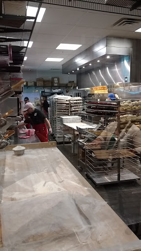 Donut Shop «Hurts Donut», reviews and photos, 5513 Mills Civic Pkwy #105, West Des Moines, IA 50266, USA