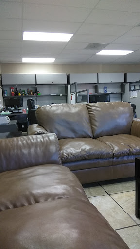 Used Car Dealer «Rush Auto», reviews and photos, 101 N 35th Ave, Phoenix, AZ 85009, USA