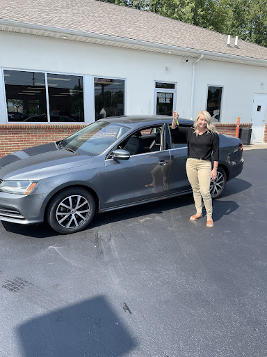 Used Car Dealer «Miracle Motor Mart», reviews and photos, 2380 Morse Rd, Columbus, OH 43229, USA