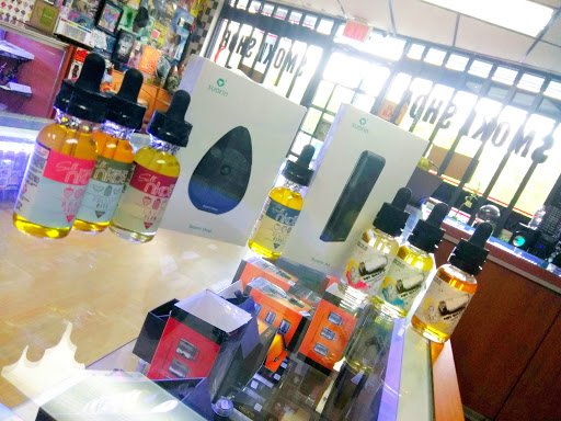 Vaporizer Store «Smoke Shop Inc - Vapor and Glass», reviews and photos, 4900 W Atlantic Blvd #5, Margate, FL 33063, USA