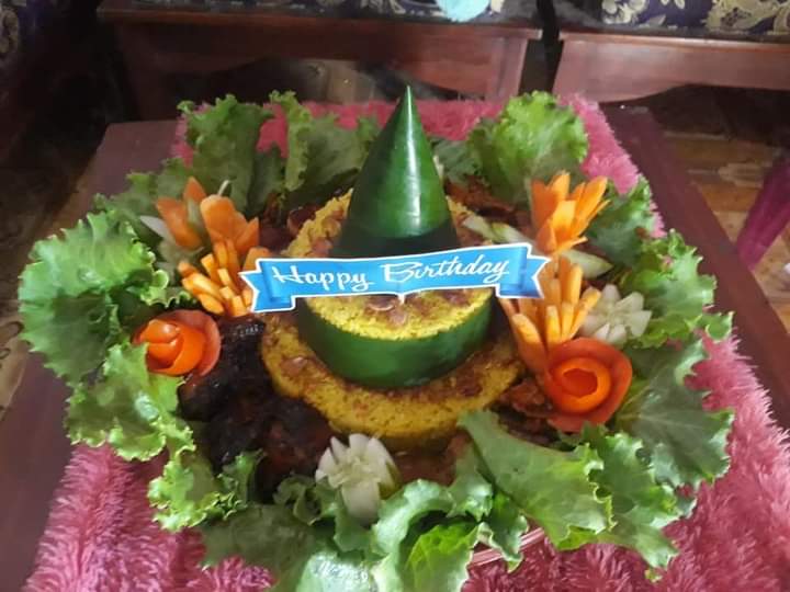 Arya Cake