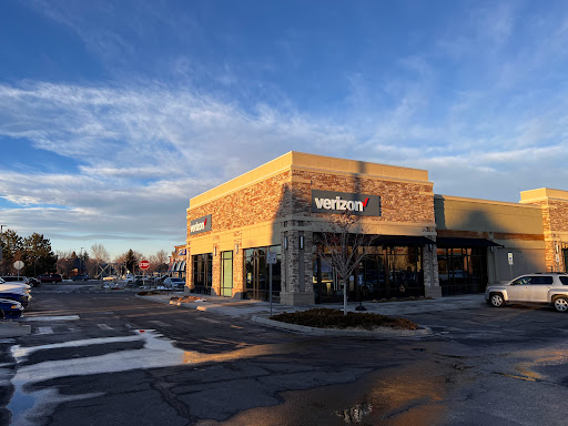 Cell Phone Store «Verizon», reviews and photos, 1234 S Hover Rd #200, Longmont, CO 80501, USA