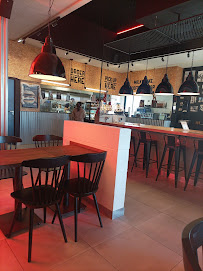 Atmosphère du Restaurant de hamburgers Roadside | Burger Restaurant Vitré à Vitré - n°12