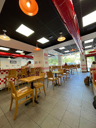 Photo n°28 de Five Guys à Aix-en-Provence ()