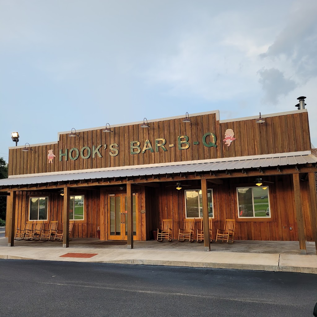 Hook's BBQ 36330
