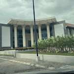 Review Universitas Islam Indonesia